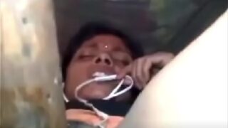 Vaṇṭagadi patralaku tho ammayi video dengu
