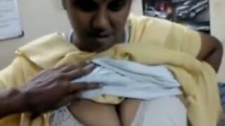 Mallu xxx bindu aunty tho dengudu