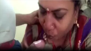 Africa vadi modda telugu aunty parvathi cheekindi