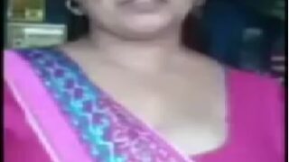 Uda cheera tho unna aunty naked porn