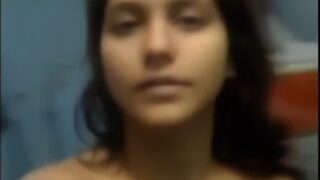 Vizag lo jeniffer ammayi cheera thesi nude video