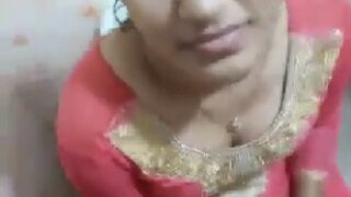 Malayali married girl shy blowjob to andhra guy